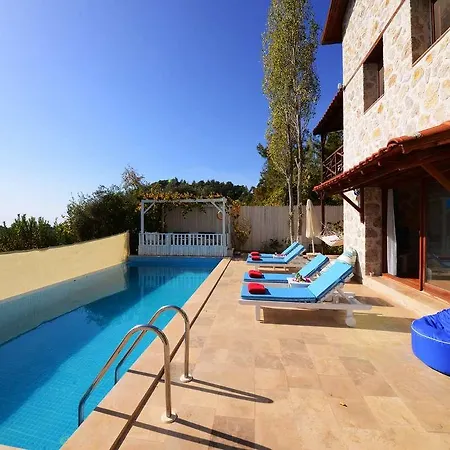 Tasev * Kalkan